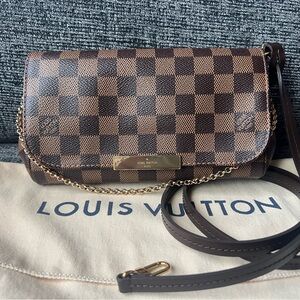 ❣️Final sale Authentic Louis Vuitton Favorite PM Damier Ebene Crossbody Bag❣️
